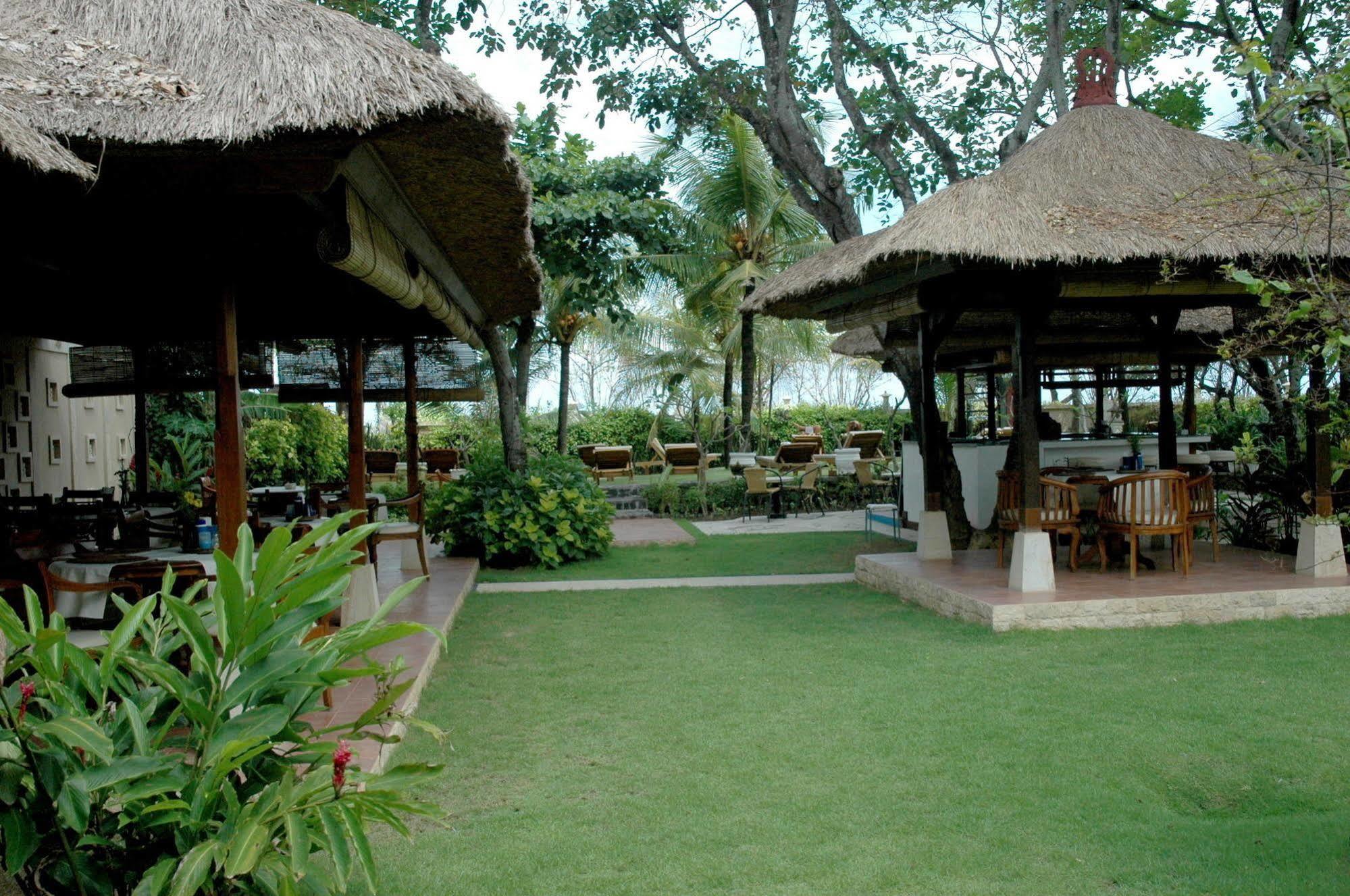 The Sari Beach Легиан Экстерьер фото